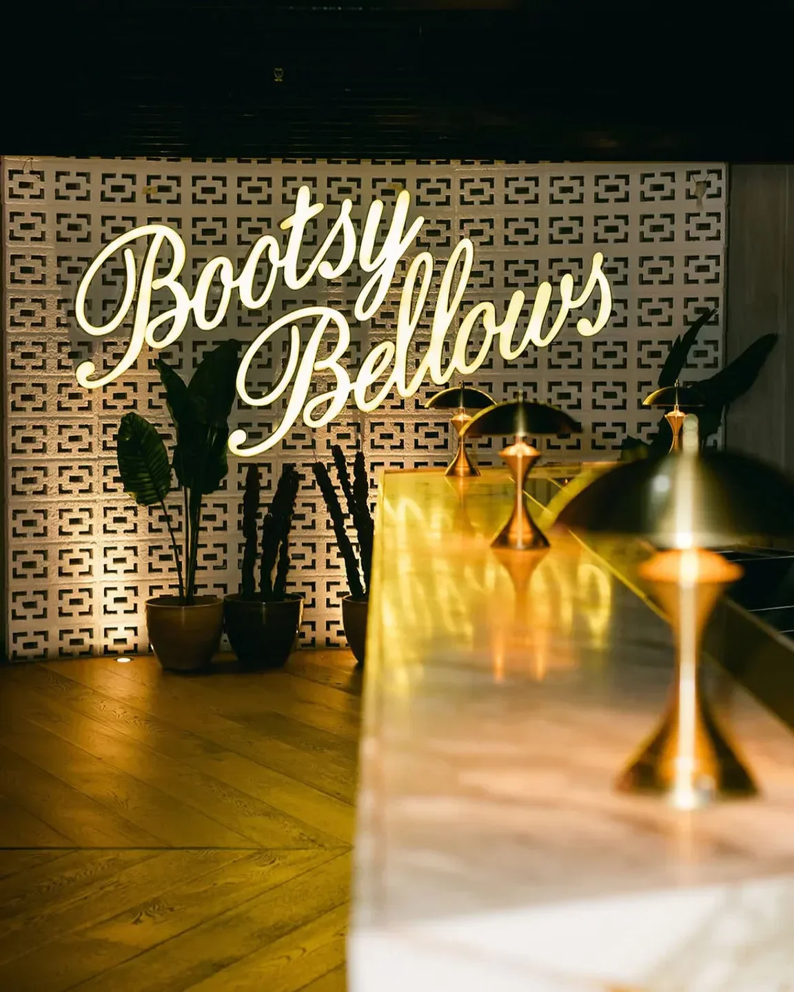 Bootsy Bellows in Los Angeles: stylish nightclub interior with gold accents and plants